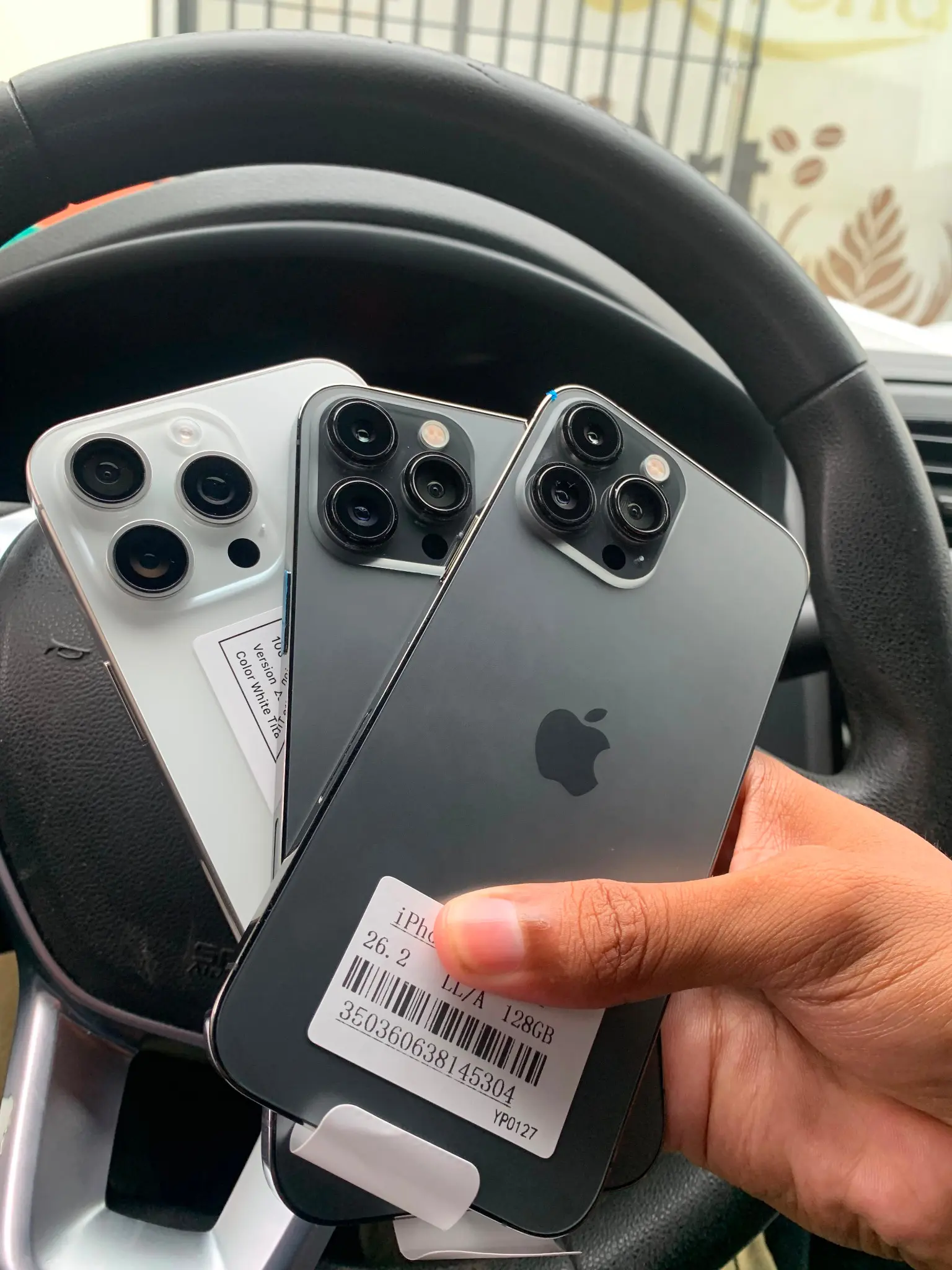 Três iPhones selecionados pela DEPPESHOP